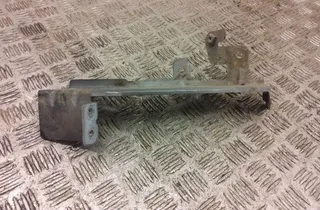 SMART Forfour 2 generation (2015-2023) Support de garde-boue avant gauche 631431403R 31007987