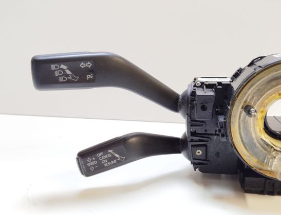 VOLKSWAGEN Passat B6 (2005-2010) Commande/commutateur d'indicateur de clignotant d'essuie-glace 3C9953513R 32859076