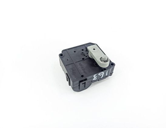 MERCEDES-BENZ M-Class W163 (1997-2005) Actionneur de moteur de volet de chauffage intérieur AA113800,031102U05C 32937369
