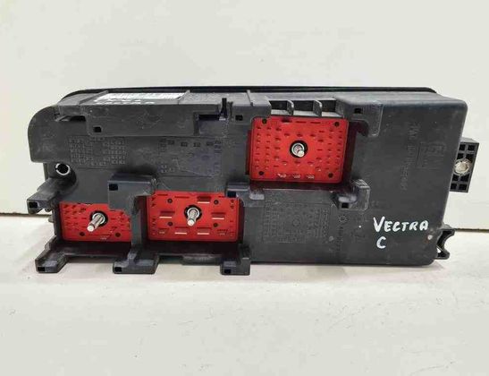 OPEL Vectra C (2002-2005) Boîte à fusibles 460023260,00528269,24436039,519067102,13170898 32717107