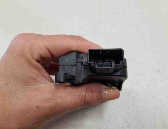 VOLKSWAGEN Passat B7 (2010-2015) Actionneur de moteur de volet de chauffage intérieur 0132801362,CZ1168802921 32718658