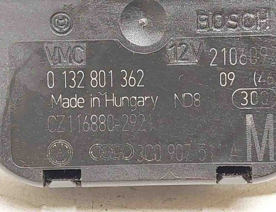 SKODA Superb 1 generation (2001-2008) Actionneur de moteur de volet de chauffage intérieur 0132801362,3C0907511A,CZ1168802921 32723770