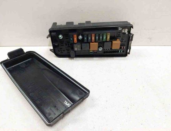 OPEL Vectra C (2002-2005) Boîte à fusibles 00069531,460023260,519037014,13112920 32730336