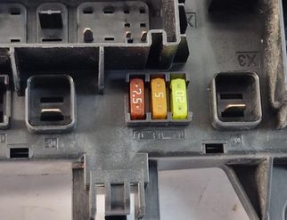 OPEL Zafira C (2012-2016) Boîte à fusibles 365927271,1110304AA,13449202 32854207