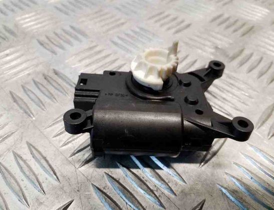 SKODA Octavia 3 generation (2013-2020) Actionneur de moteur de volet de chauffage intérieur 5Q0907511K 32150452