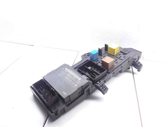 OPEL Vectra C (2002-2005) Boîte à fusibles 13193588,13223678 27480259