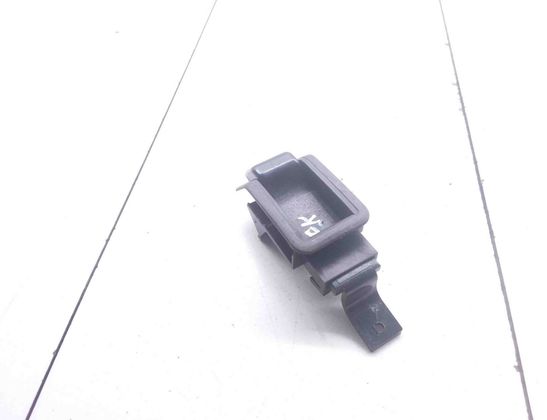 LAND ROVER Defender 1 generation (1983-2016) Serrure de porte coulissante 32411248