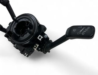 SKODA Scala 1 generation (2019-2023) Commande/commutateur d'indicateur de clignotant d'essuie-glace 5Q0953502AL 32863333