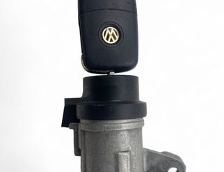 VOLKSWAGEN Polo 5 generation (2009-2017) Serrure d'allumage 6R0905851B 32968286
