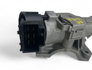 VOLKSWAGEN Polo 5 generation (2009-2017) Serrure d'allumage 6R0905851B 32968286