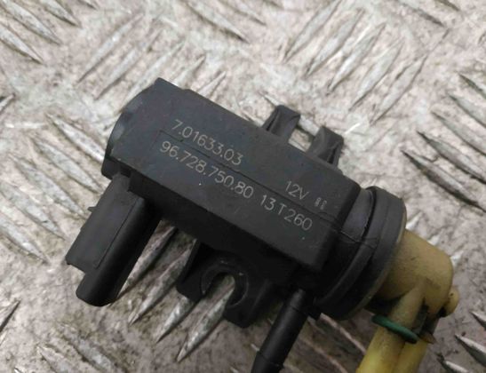 VOLVO V40 Cross Country 1 generation (2012-2020) Électrovanne 9672875080,70163303 17767441
