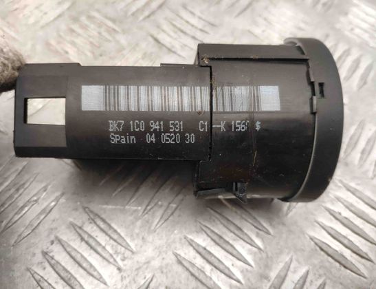 VOLKSWAGEN Passat B5 (1996-2005) Unité de commande de commutateur de phare 1C0941531 20609580