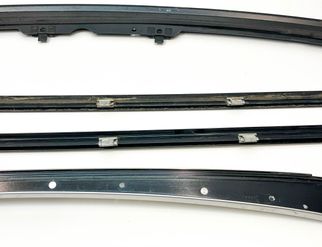 MERCEDES-BENZ SL-Class R129 (1989-2001) Garniture supérieure du pare-brise A1296700022,A1296900280,A1296900180,A1296900139,A1296900239 32931666