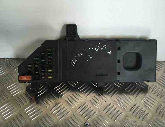 OPEL Vectra C (2002-2005) Boîte à fusibles 460023260,09226555,351788 21446168