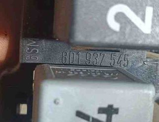 AUDI A4 B5/8D (1994-2001) Boîte à fusibles 8D1937545 31513052