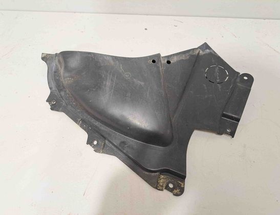 BMW 4 Series G22, G23, G26 (2020-2023) Partie avant du garde-boue intérieur avant gauche 7447135 32145139