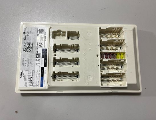BMW X6 G06 (2019-2024) Unité de contrôle de confort 5B8E989,5B8E927,5B78857,5B72850,5B6C432,5B68203,5B65014,5B5CD13,5B4F883,5A9AFF0,5B3CFC0,5A9AFB2,5B3C127,5B36BD1,5A9D306,5A9A210,5A94377,5A83767,5A7EEC3,5A7D856,5A73E27,5A729A1,5A6AA88,5A5EA70,5B36BD2 32952840