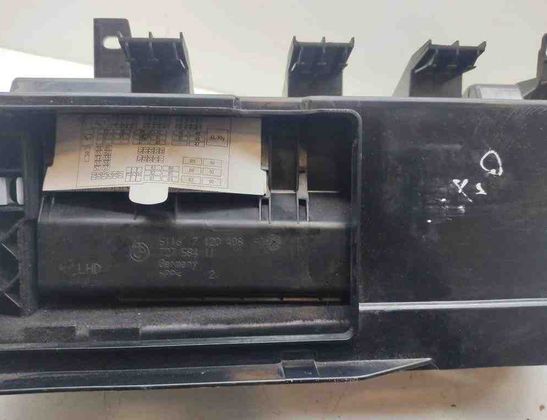 BMW 3 Series E90/E91/E92/E93 (2004-2013) Boite à gants 72758411,51167120408 32613102
