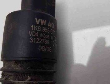 VOLKSWAGEN Passat B7 (2010-2015) Moteur de réservoir de laveuse 1K6955651 31109589