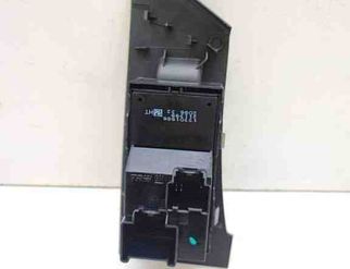 OPEL Astra J (2009-2020) Commutateur de commande de vitre de porte arrière droite 13301886 30777290