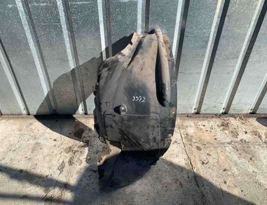 BMW X5 E70 (2006-2013) Partie avant du garde-boue intérieur avant gauche 51717234831 32410635