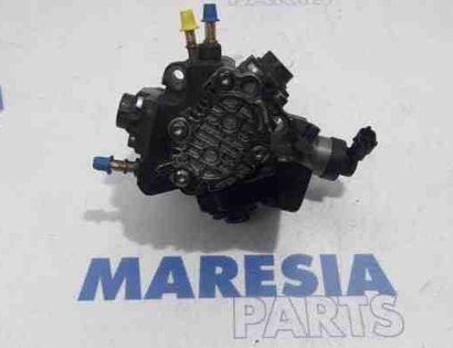 RENAULT Trafic 2 generation (2001-2015) Pompe à carburant 8201024003,8200912103 27757114
