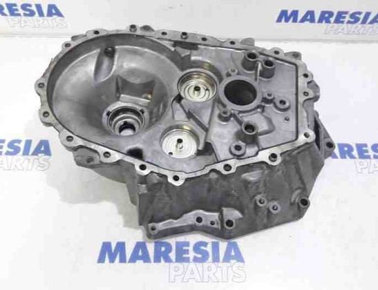 PEUGEOT 508 1 generation (2010-2020) Boîtier de boîte de vitesses 9686219310 27884972