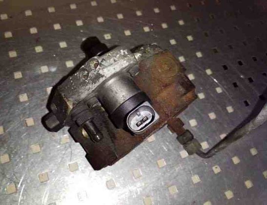 BMW 1 Series E81/E82/E87/E88 (2004-2013) Pompe à carburant 0445010045 26066724