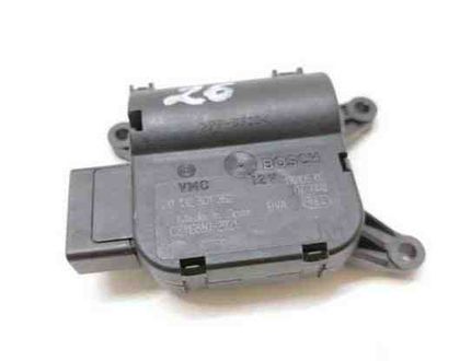 VOLKSWAGEN Golf 6 generation (2008-2015) Actionneur de moteur de volet de chauffage intérieur 0132801362,13010503,CZ1168802921 22612554