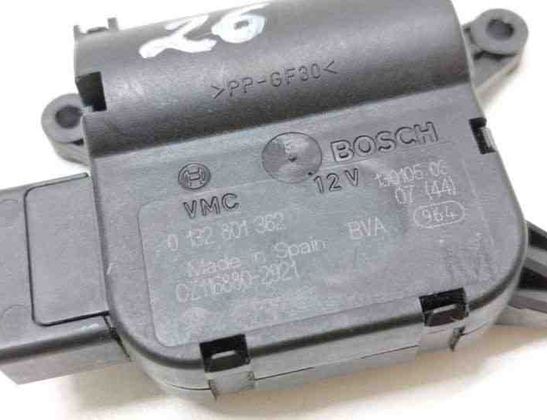 VOLKSWAGEN Golf 6 generation (2008-2015) Actionneur de moteur de volet de chauffage intérieur 0132801362,13010503,CZ1168802921 22612554