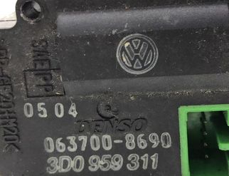 VOLKSWAGEN Phaeton 1 generation (2002-2016) Actionneur de moteur de volet de chauffage intérieur 3D0959311 32971431