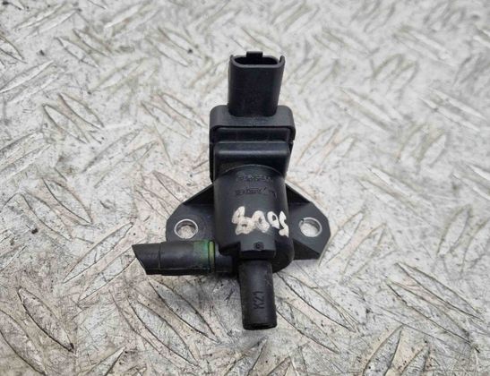 PEUGEOT 5008 1 generation (2009-2016) Soupape à vide 9688124580 27513665