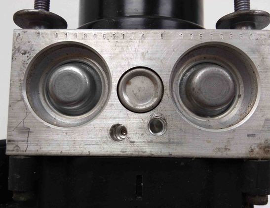 TOYOTA Yaris 3 generation (2010-2019) Pompe ABS 89541-0d170,44540-0d100 13777067