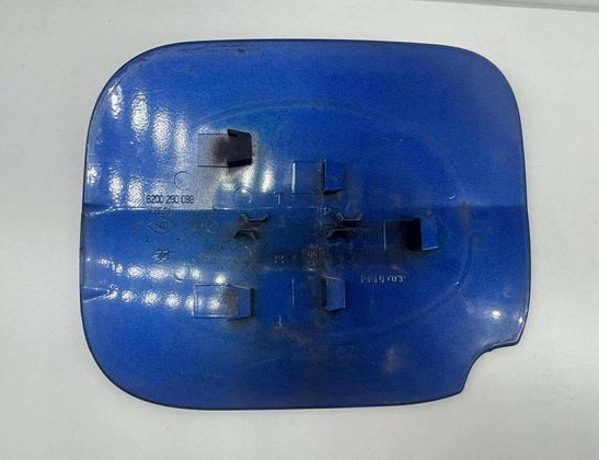 RENAULT Clio 3 generation (2005-2012) Volet du réservoir de carburant 8200290088 32826767