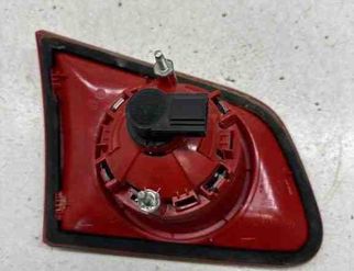 VOLKSWAGEN Passat B7 (2010-2015) Feu arrière du hayon côté droit 3C9945094 30591365