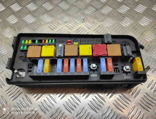 SAAB 93 1 generation (1956-1960) Boîte à fusibles 460023260,519109607,12769644,0026336 12031565