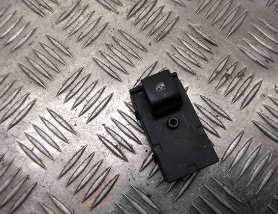 OPEL Meriva 2 generation (2010-2020) Commutateur de commande de vitre de porte arrière droite 13301888,211410 12550576