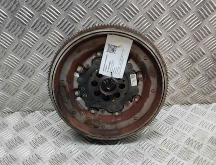 VOLKSWAGEN Passat B8 (2014-2023) Volant Disque Automatique 05L105266K 30335405