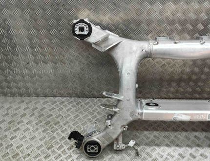 BMW X7 G07 (2018-2024) Sous-châssis arrière 6894149 30905261