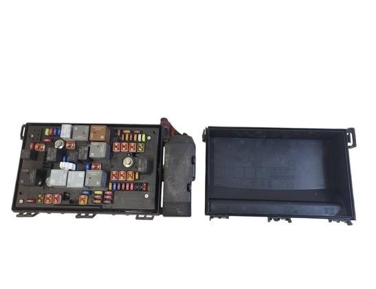 OPEL Astra K (2015-2021) Boîte à fusibles C11000139 32757797