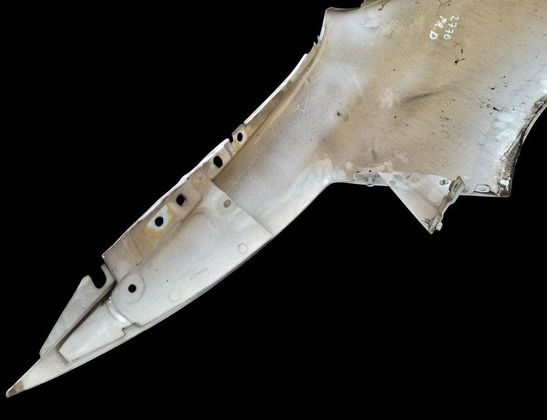 CITROËN C4 Picasso 2 generation (2013-2018) Garde-boue avant droit 32960350