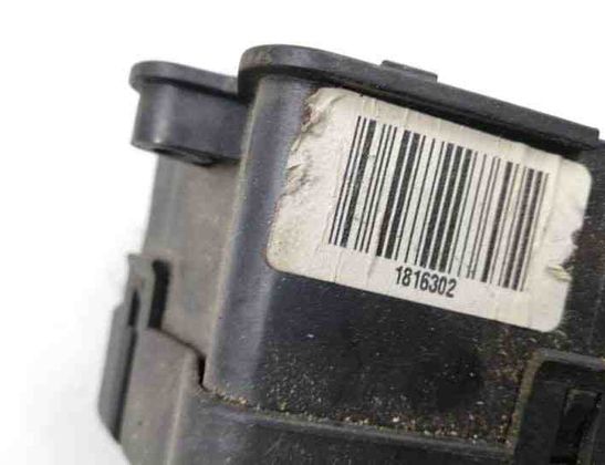 AUDI A4 B5/8D (1994-2001) Boîte à fusibles 1816302 27177716