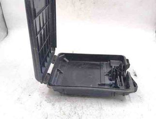 AUDI A4 B5/8D (1994-2001) Boîte à fusibles 8D0927613 31480228