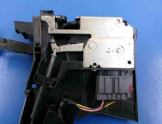 FORD Fiesta 5 generation (2001-2010) Serrure de porte avant droite 2S61A219A64ABF 31464860