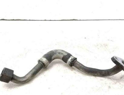 AUDI A4 B7/8E (2004-2008) Tube de lubrification des turbines 03L145736 32414909
