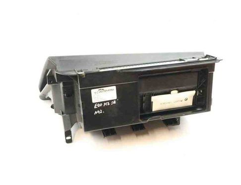 BMW 3 Series E90/E91/E92/E93 (2004-2013) Boite à gants 7075477,7075479 30969885