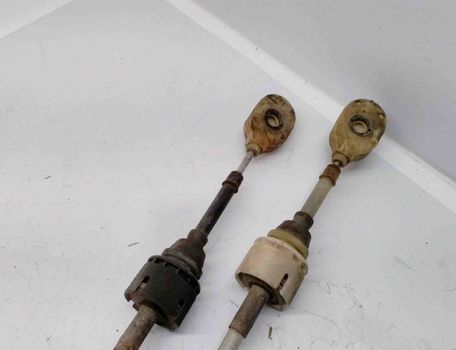 OPEL Astra J (2009-2020) Câbles du mécanisme de changement de vitesse 13110708 28531322