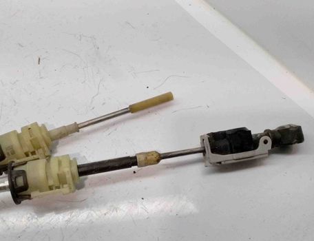 OPEL Astra J (2009-2020) Câbles du mécanisme de changement de vitesse 13110708 28531322