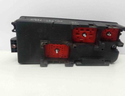 OPEL Vectra C (2002-2005) Boîte à fusibles 460023260 28631741