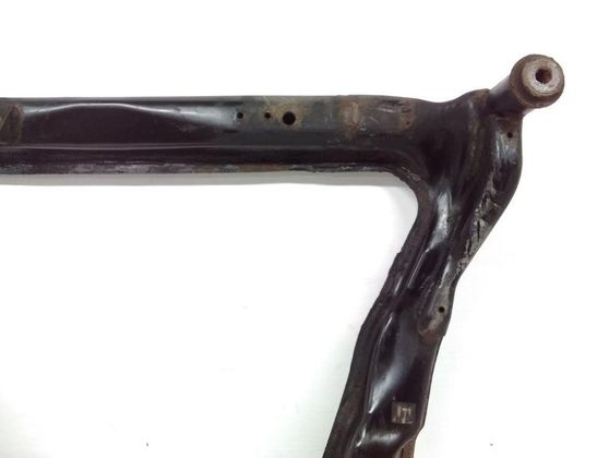 NISSAN X-Trail T32 (2013-2022) Sous-châssis de suspension avant 32976617